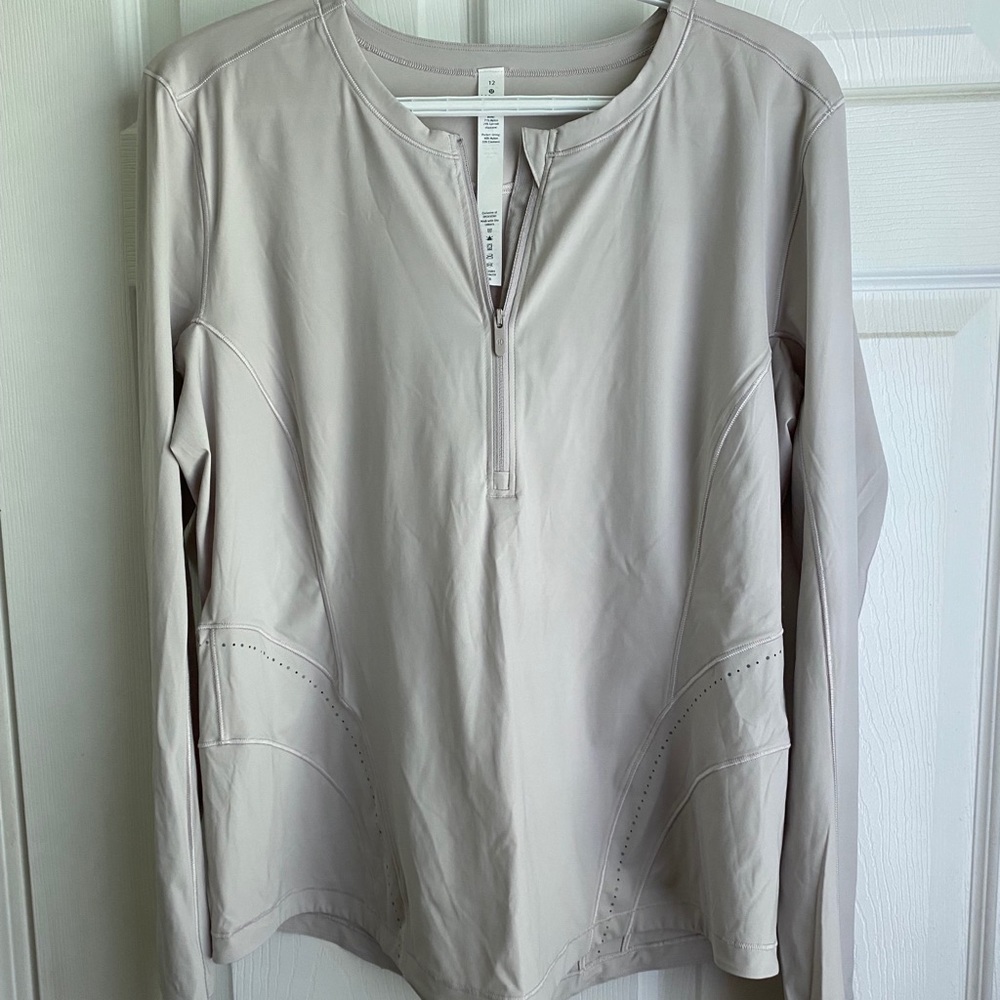 Lululemon Flash Forward Half Zip Pullover, Chrome